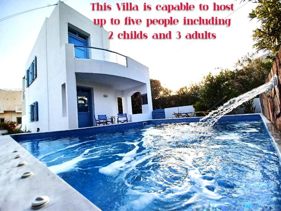 Located By The Sea One Beachfront Private Captain Lazaros Pool Villa With Loft In 750Sqm Spacious Private Plot-Jacuzzi-Sunrelax-Furnished Terace-Gazebo-Private Parking,Sleep 3 Adults And 2 Children, Just Steps From The Black Beach-Seaview Perissa  Buitenkant foto