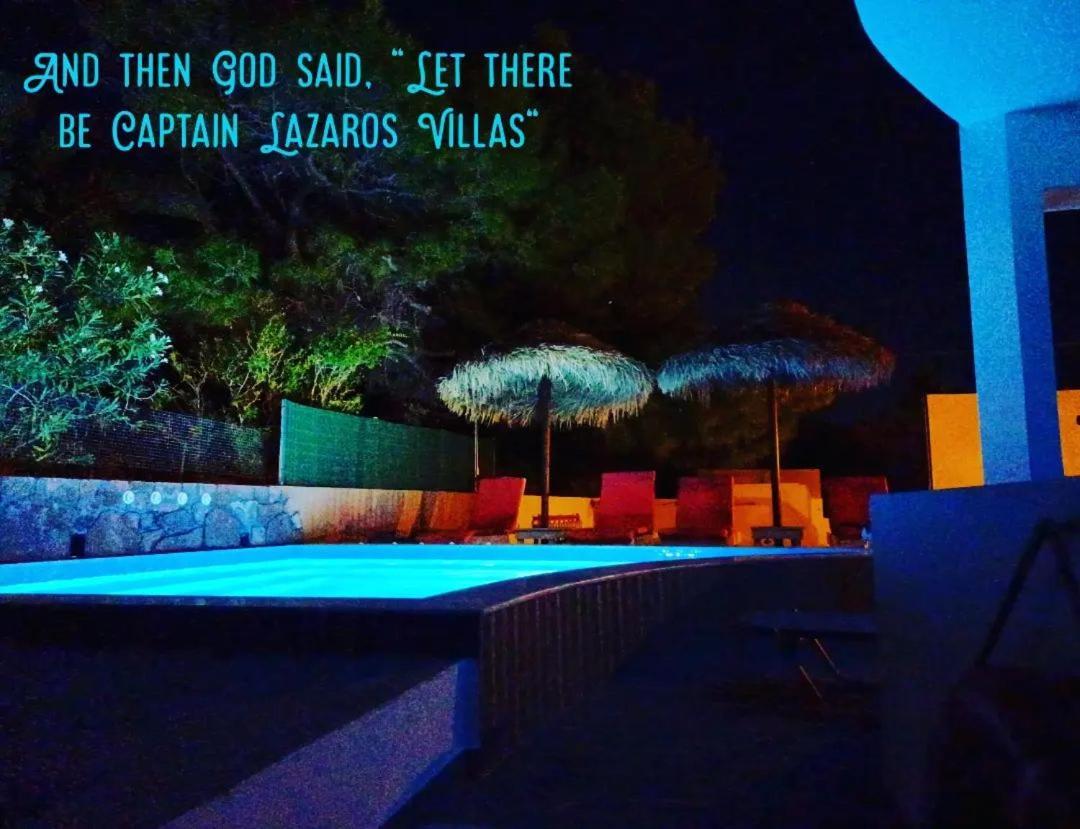 Located By The Sea One Beachfront Private Captain Lazaros Pool Villa With Loft In 750Sqm Spacious Private Plot-Jacuzzi-Sunrelax-Furnished Terace-Gazebo-Private Parking,Sleep 3 Adults And 2 Children, Just Steps From The Black Beach-Seaview Perissa  Buitenkant foto