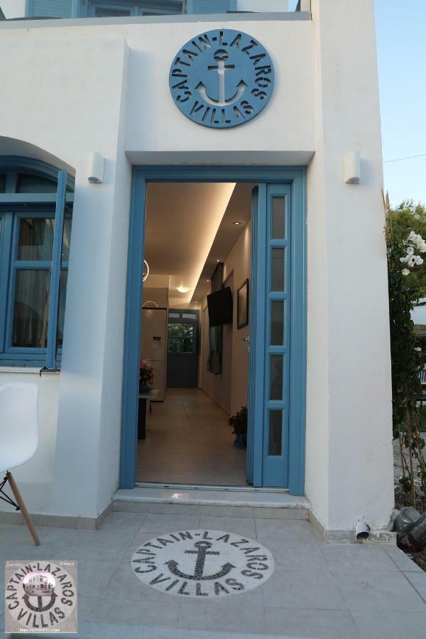 Located By The Sea One Beachfront Private Captain Lazaros Pool Villa With Loft In 750Sqm Spacious Private Plot-Jacuzzi-Sunrelax-Furnished Terace-Gazebo-Private Parking,Sleep 3 Adults And 2 Children, Just Steps From The Black Beach-Seaview Perissa  Buitenkant foto